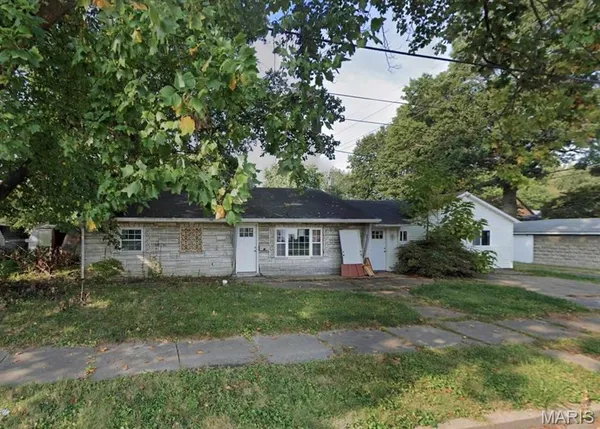 $975 | 822 Arthur Street, Belleville, IL 62221