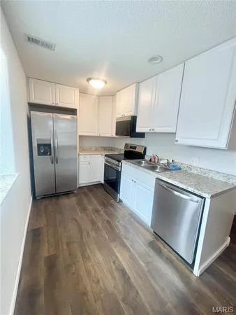 $975 | 822 Arthur Street, Belleville, IL 62221