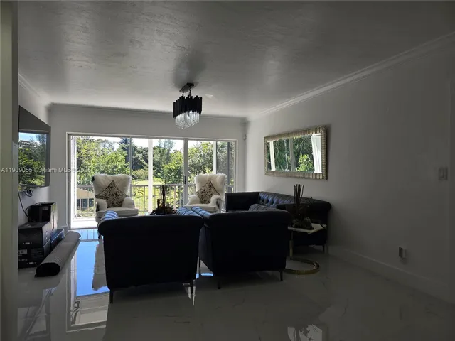 $2,500 | 6010 South Falls Cir Drive, Unit 206, Lauderhill, FL 33319