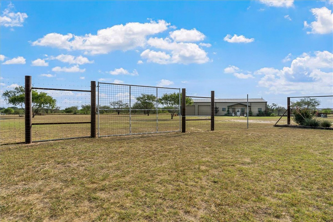 226 Private Road Alice, TX 78332 - Photo 27 of 40 a view of a yard