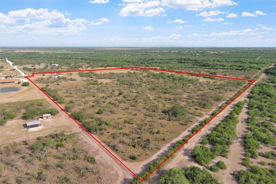 226 Private Road Alice, TX 78332 - Photo 40 of 40 a view of swimming pool from a balcony