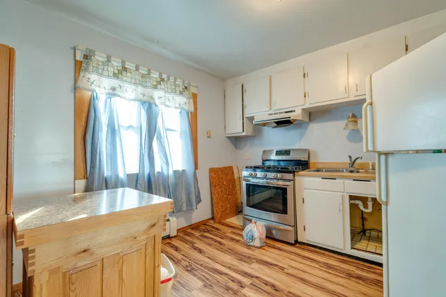 $89,900 | 540 Arbutus Avenue, Manistique, MI 49854