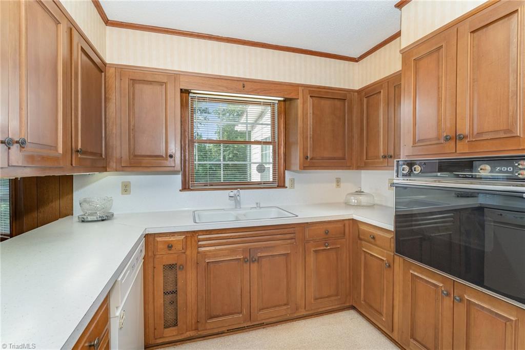830 Cool Spring Street Asheboro, NC 27203 - Photo 15 of 38