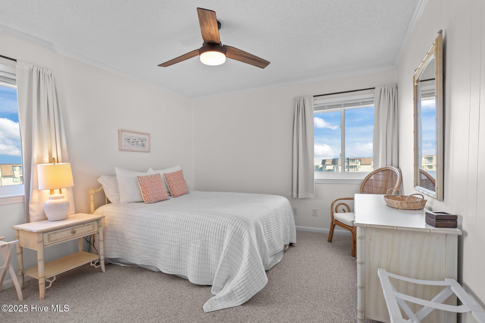 2008 East Fort Macon Road, Unit H13 Atlantic Beach, NC 28512 - Photo 13 of 40 Primary Bedroom