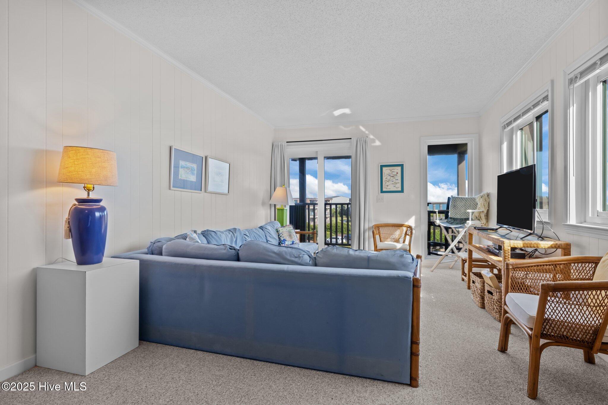 2008 East Fort Macon Road, Unit H13 Atlantic Beach, NC 28512 - Photo 7 of 40 Living