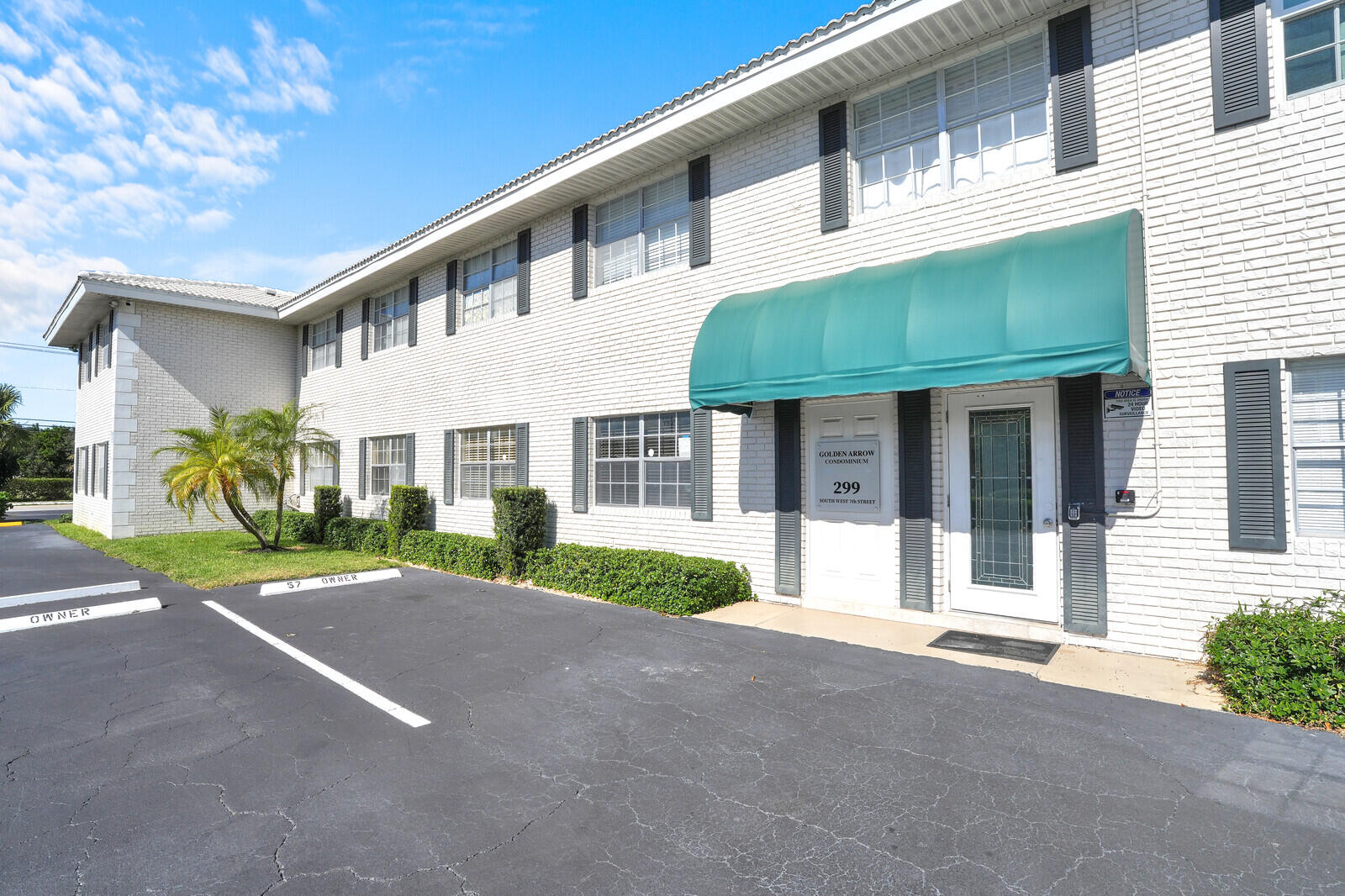 299 Southwest 7th Street, Unit 1040 Boca Raton, FL 33432 - Photo 2 of 31 Building Exterior