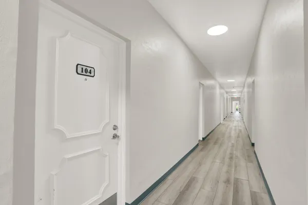 $2,250 | 299 Southwest 7th Street, Unit 1040, Boca Raton, FL 33432