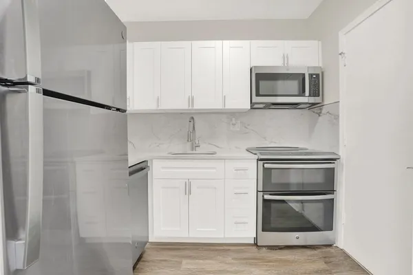 $2,250 | 299 Southwest 7th Street, Unit 1040, Boca Raton, FL 33432