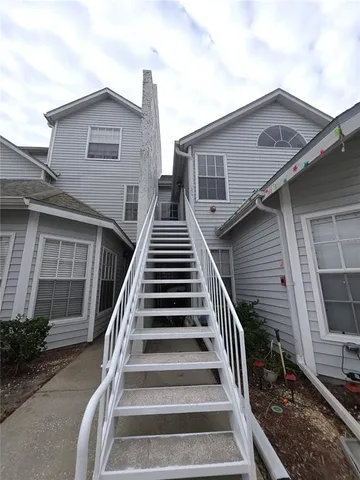 $1,800 | 12219 Armenia Gables Circle, Unit 12219, Tampa, FL 33612