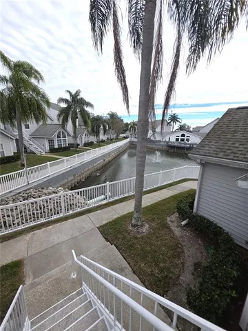 $1,800 | 12219 Armenia Gables Circle, Unit 12219, Tampa, FL 33612