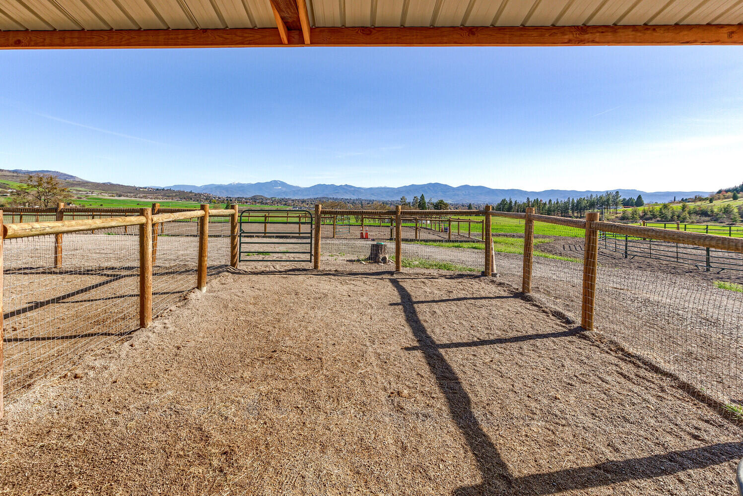 2255 Coker Butte Road Medford, OR 97504 - Photo 89 of 102 122_CBR_122_mls