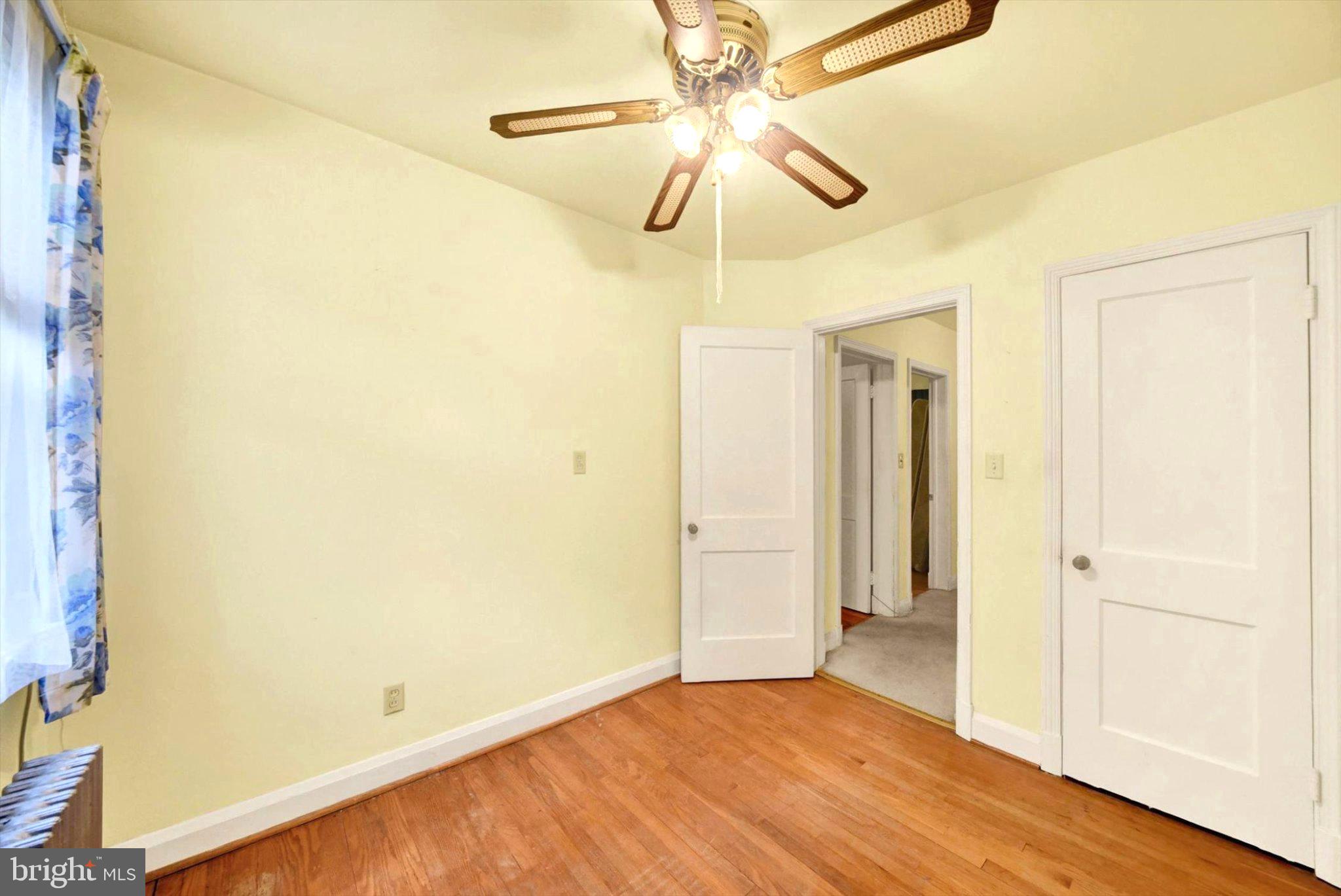 824 Wicklow Road Baltimore, MD 21229 - Photo 14 of 27 Gallery Image 14