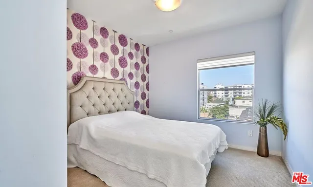 $3,200 | 1025 Dewey Avenue, Unit 403, Los Angeles, CA 90006