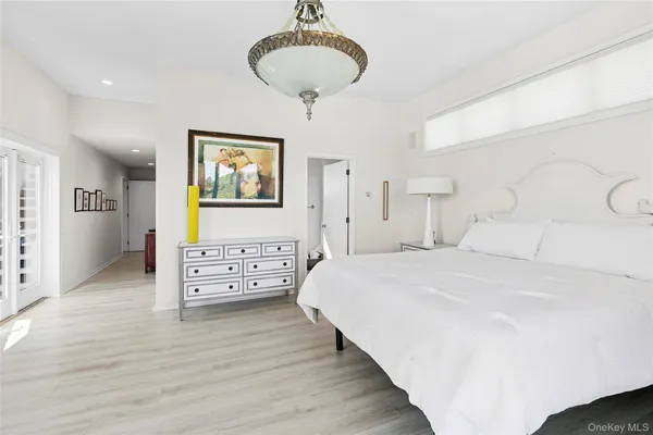 $6,100,000 | 49 Gilberts Path, Amagansett, NY 11930
