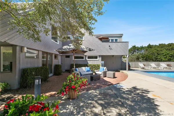 $6,100,000 | 49 Gilberts Path, Amagansett, NY 11930