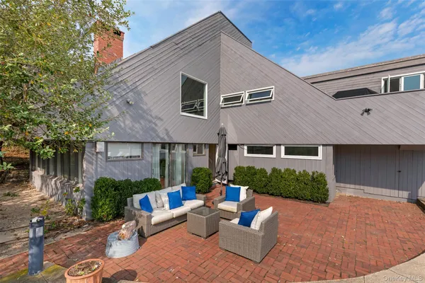 $6,100,000 | 49 Gilberts Path, Amagansett, NY 11930