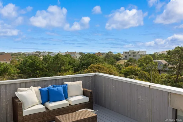 $6,100,000 | 49 Gilberts Path, Amagansett, NY 11930