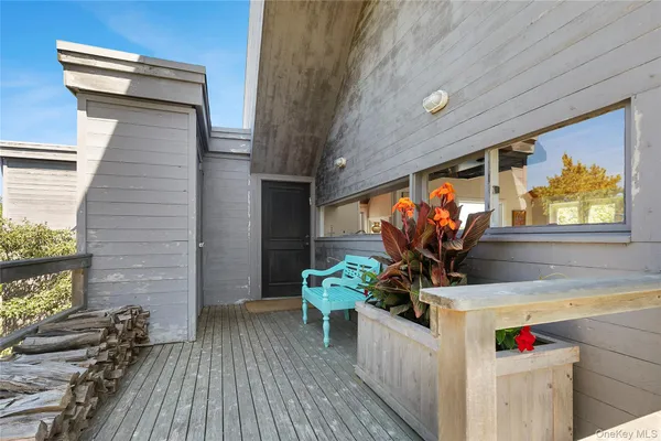 $6,100,000 | 49 Gilberts Path, Amagansett, NY 11930