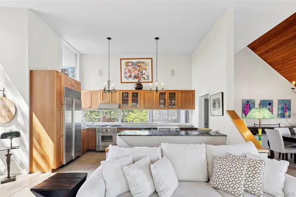 $6,100,000 | 49 Gilberts Path, Amagansett, NY 11930