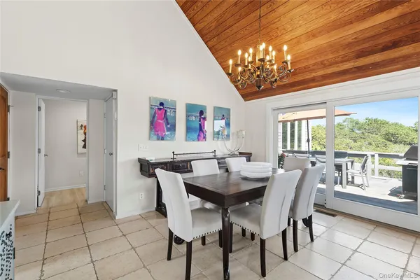 $6,100,000 | 49 Gilberts Path, Amagansett, NY 11930