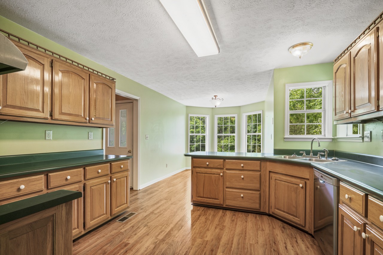 510 Goodman Branch Road Hohenwald, TN 38462 - Photo 8 of 36 Gallery Image 8