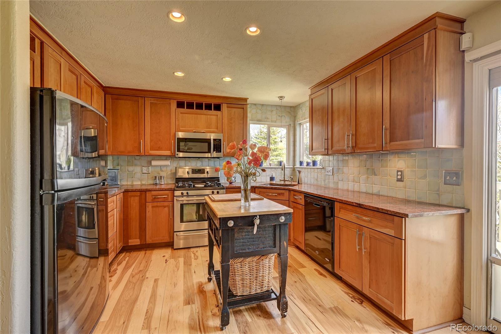 24197 Deer Valley Road Golden, CO 80401 - Photo 5 of 40 Gallery Image 5