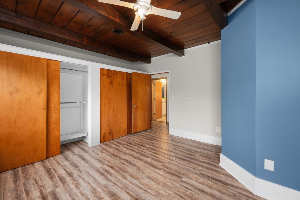 1031 27th Street Moline, IL 61265 - Photo 25 of 36 a view of hallway with wooden floor