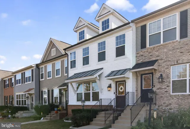 $3,200 | 11752 Dawkins Ridge Lane, Bristow, VA 20136