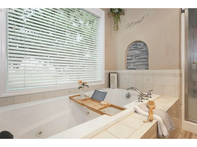 $599,000 | 2206 Northeast 177th Avenue, Vancouver, WA 98684