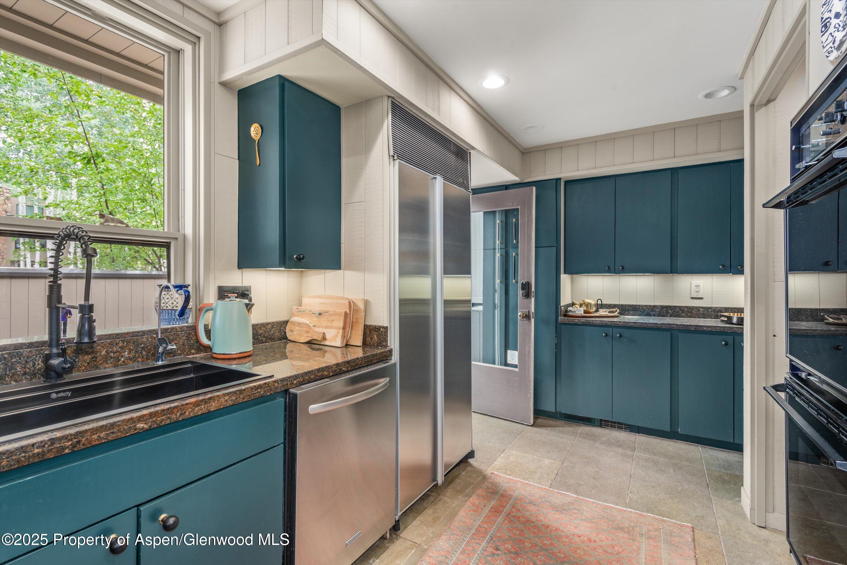 1429 Crystal Lake Road Aspen, CO 81611 - Photo 11 of 27 30-1429CrystalLake_250717030