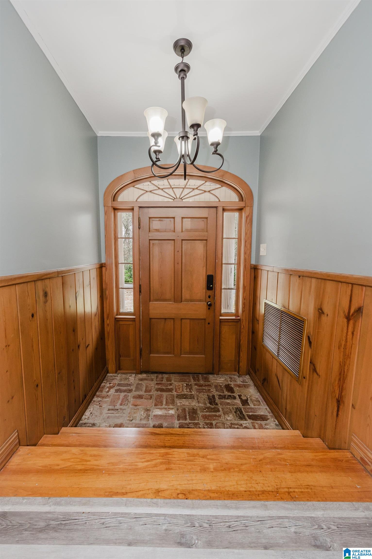 1406 Valley Road Jasper, AL 35501 - Photo 4 of 44