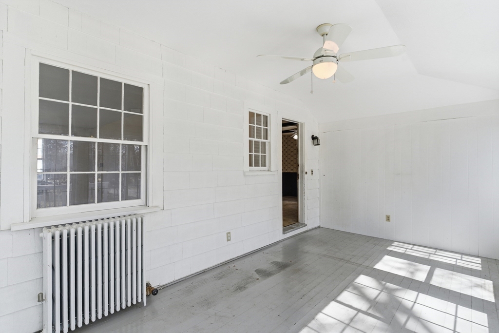 27 Valentine Road Framingham, MA 01702 - Photo 19 of 42 Gallery Image 19