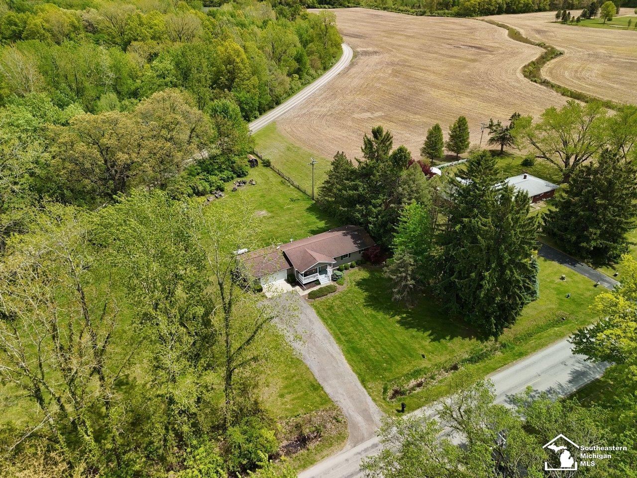 2037 Meanwell Road Dundee, MI 48131 - Photo 41 of 54