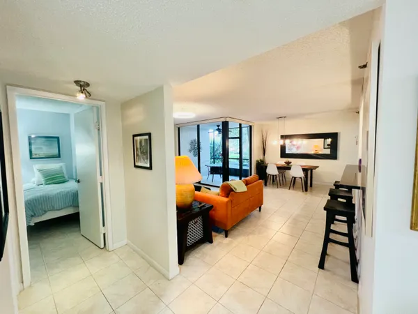 $2,600 | 2025 Lavers Circle, Unit D107, Delray Beach, FL 33444