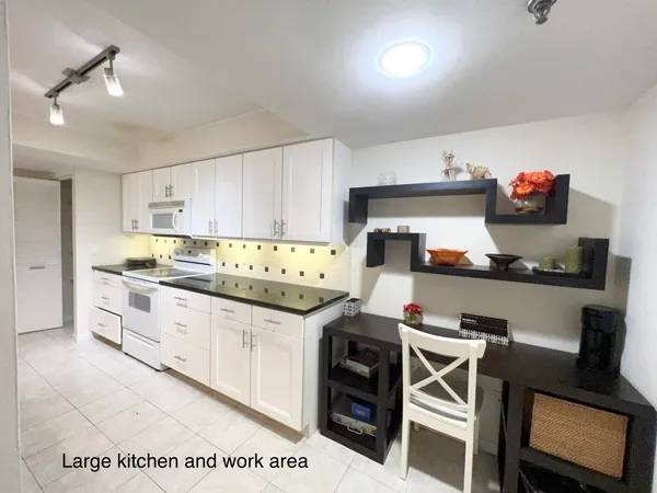 $2,600 | 2025 Lavers Circle, Unit D107, Delray Beach, FL 33444