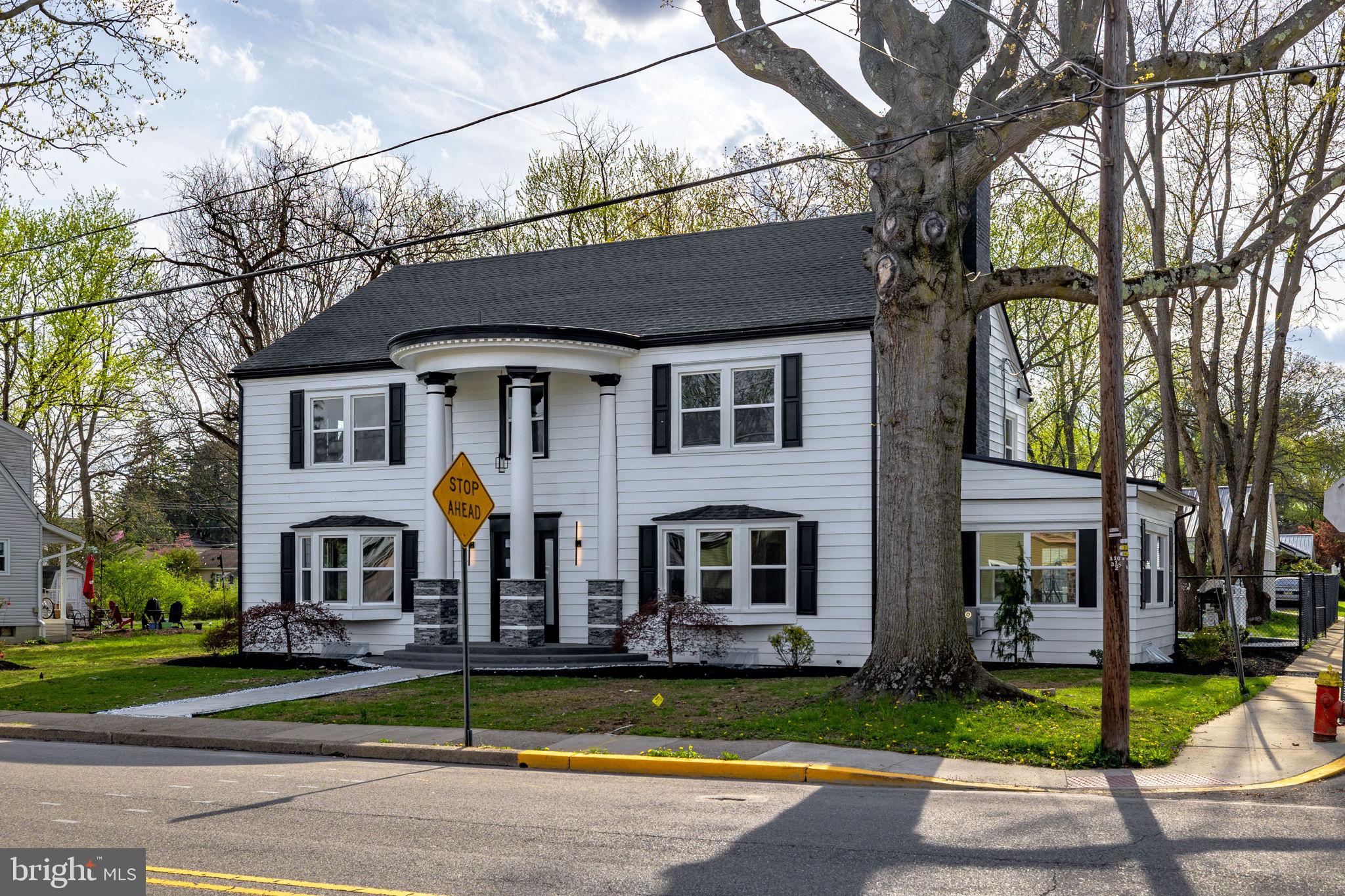 98 Broad Street Selinsgrove, PA 17870 - Photo 21 of 60 front