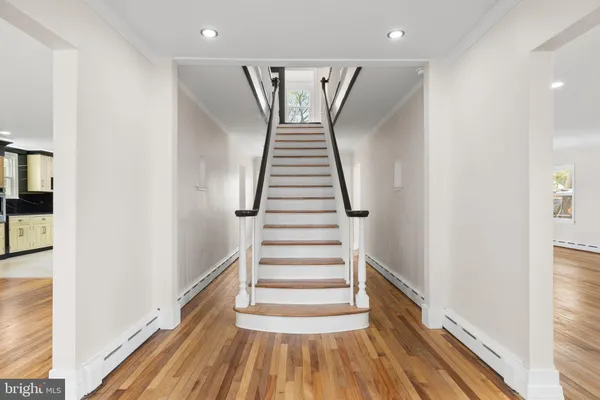 $569,900 | 98 Broad Street, Selinsgrove, PA 17870
