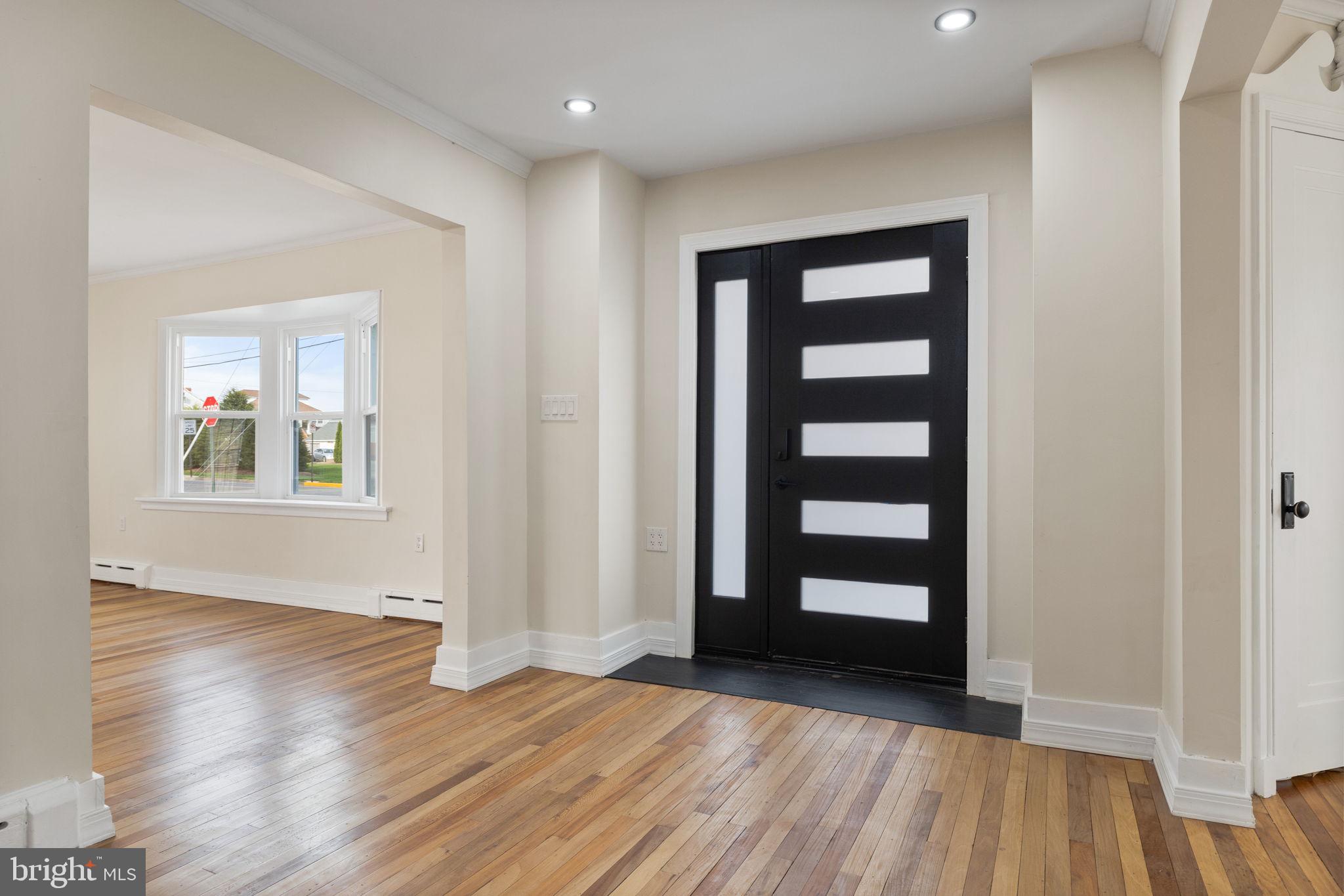 98 Broad Street Selinsgrove, PA 17870 - Photo 24 of 60 front door