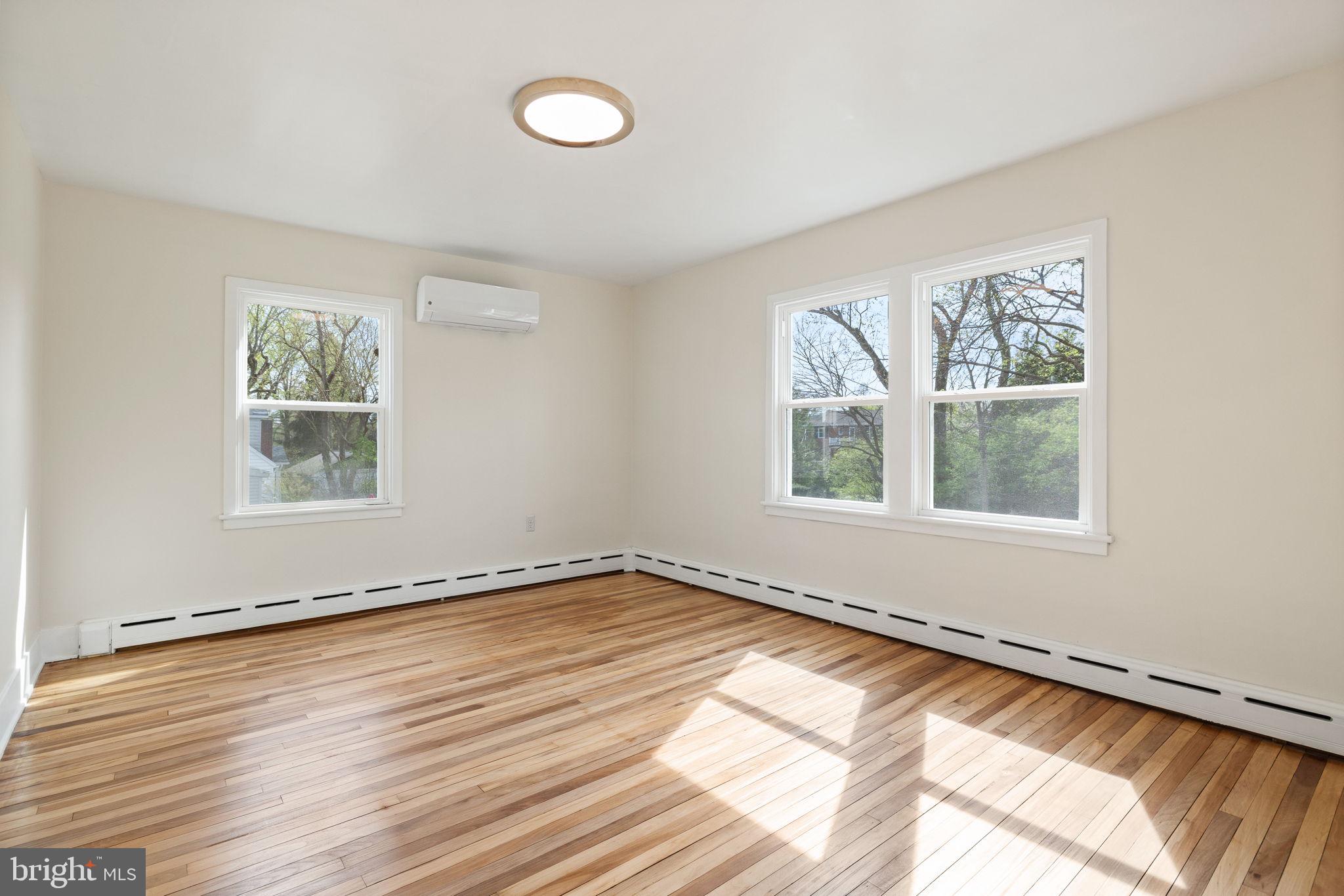 98 Broad Street Selinsgrove, PA 17870 - Photo 42 of 60 bed 1