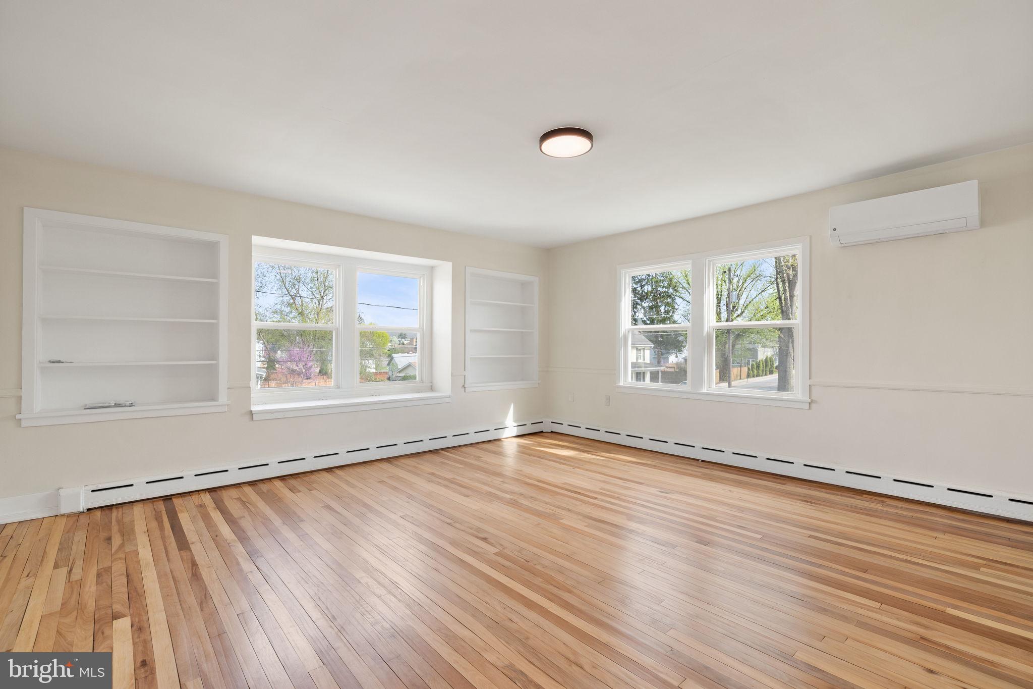 98 Broad Street Selinsgrove, PA 17870 - Photo 43 of 60 primary bed