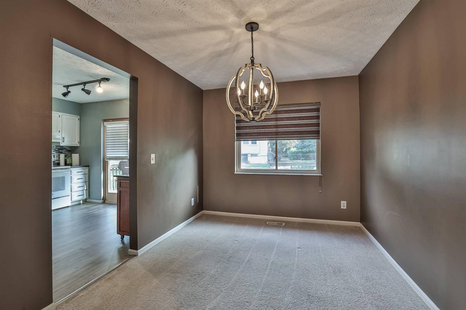 5452 Sidney Road Cincinnati, OH 45238 - Photo 7 of 25