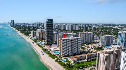$585,000 | 1950 South Ocean Drive, Unit 9N, Hallandale Beach, FL 33009