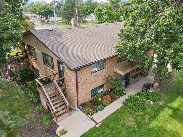 $1,750 | 104 High Avenue, Unit C, Hampshire, IL 60140