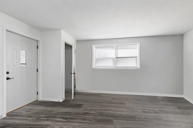 $1,750 | 104 High Avenue, Unit C, Hampshire, IL 60140