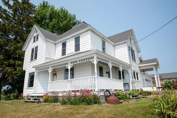 $849,000 | W8818 Meek Road, Lodi, WI 53555