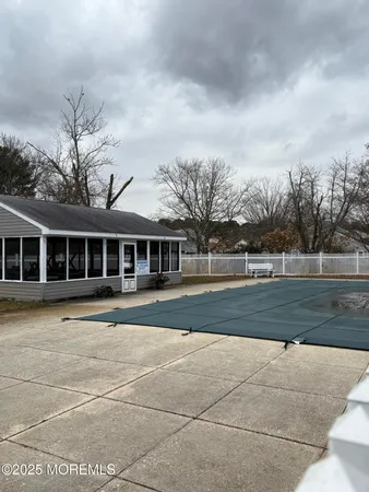 $235,900 | 31 South Seas Court, Barnegat, NJ 08005