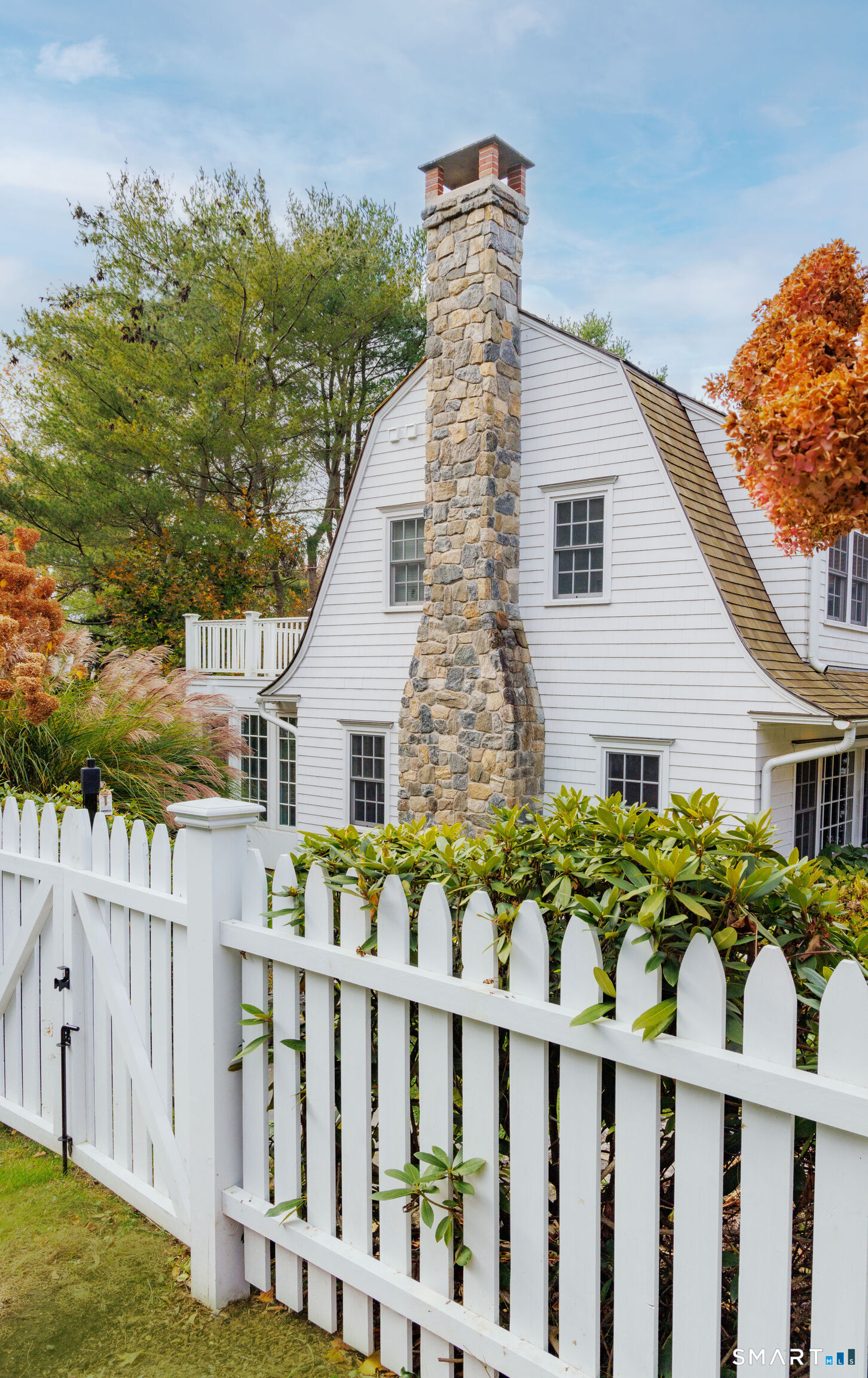 24 Compo Parkway Westport, CT 06880 - Photo 11 of 38