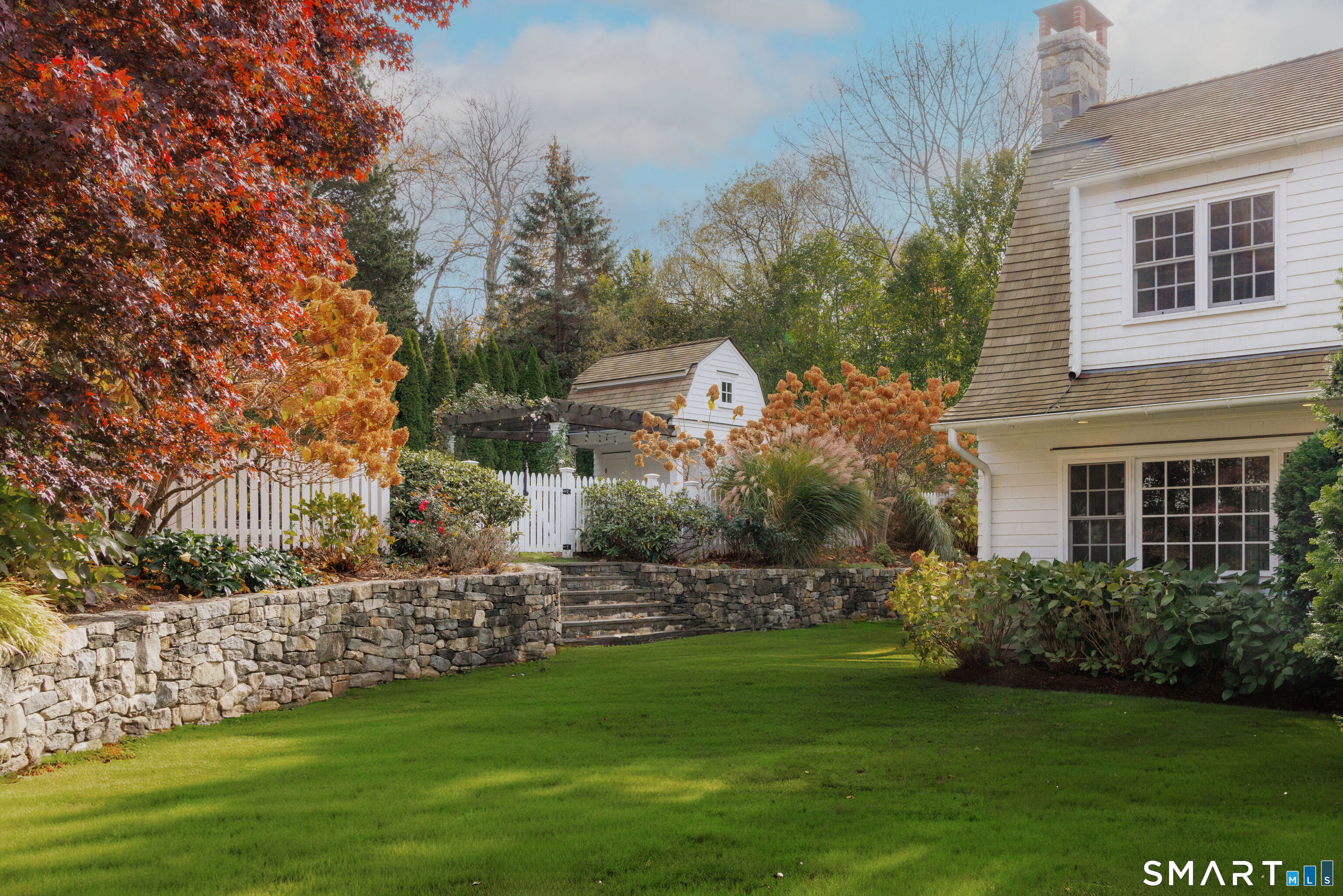 24 Compo Parkway Westport, CT 06880 - Photo 15 of 38