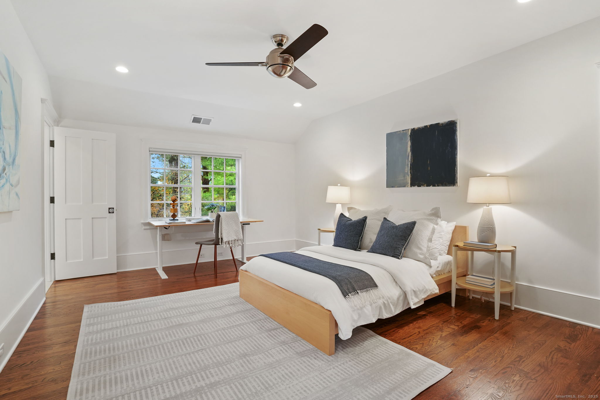 24 Compo Parkway Westport, CT 06880 - Photo 7 of 38