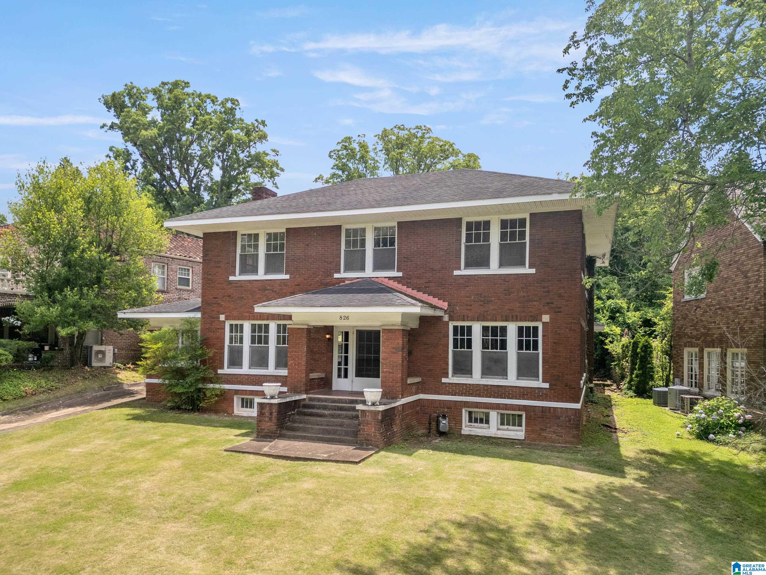 826 Essex Road Birmingham, AL 35222 - Photo 3 of 57